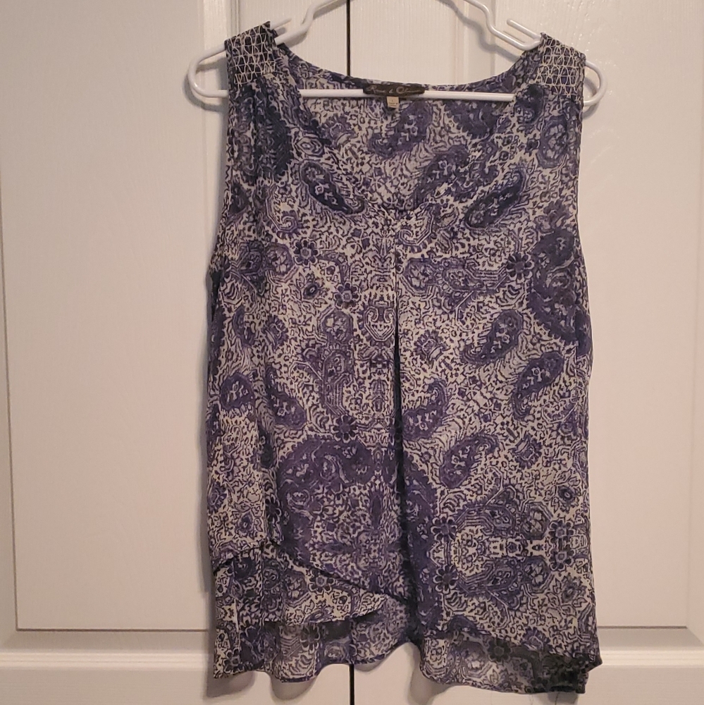 Ladies tank top by Rose and Olive size large